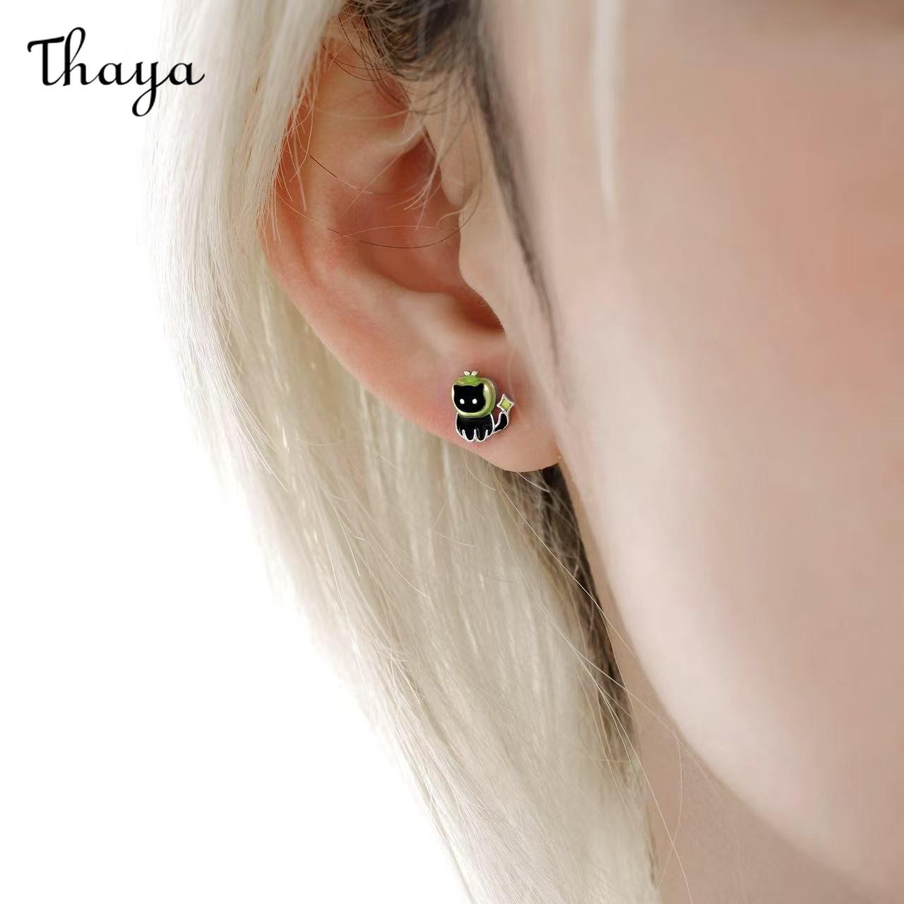 Thaya Cute Black Cat Green Apple Earring