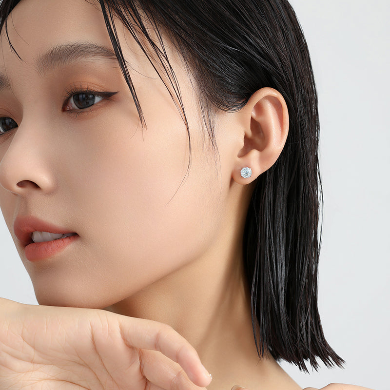 Thaya Millennium Rose Earrings