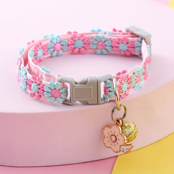 Adjustable Elegant Lace Pet Collar with Pendant