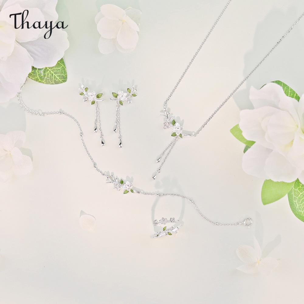 Thaya Forest-style Sweet Jasmine Jewelry Set
